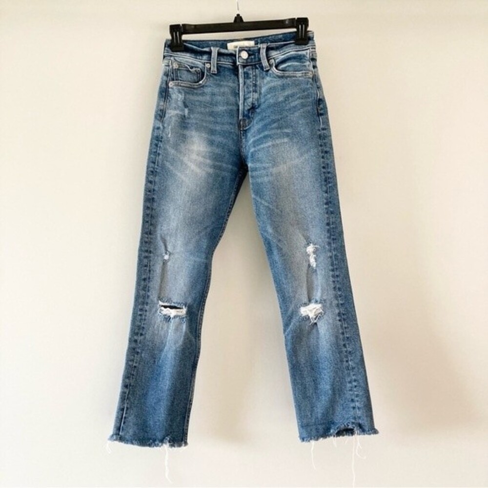 GAP button fly distressed‎ straight jeans 24